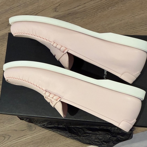 Saint Laurent Light Pink Leather Loafers - Picture 4 of 7